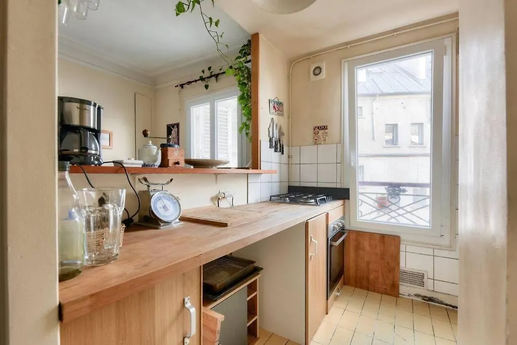 Montmartre Duplex Avec Balcon Apartment *